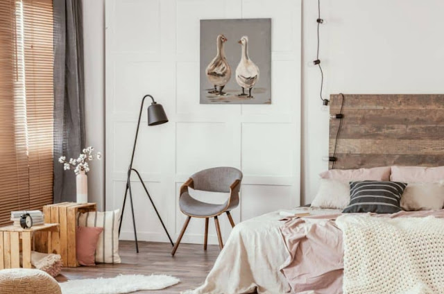 Rustic and Antique Bedroom decor ideas