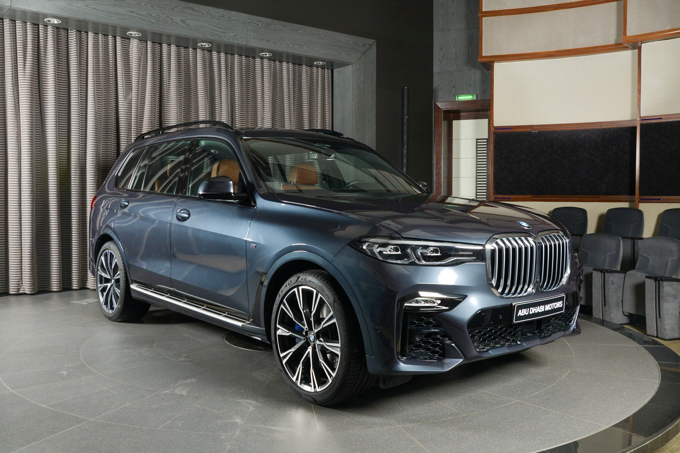 BMW X7 M Sport Package