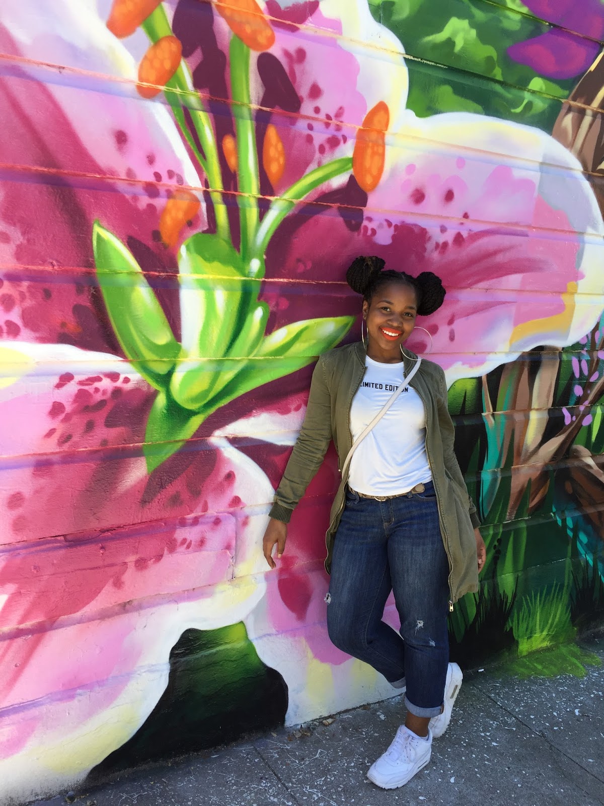 LOOK OJ The Juice Girl