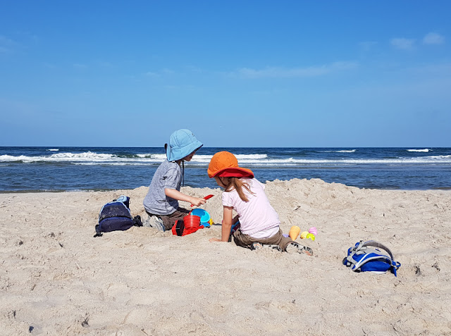 Vejers: Aktivitäten und Tipps für einen gelungenen Familienurlaub. Der beste Tipp für Familien: Mit Kindern an den Strand gehen!