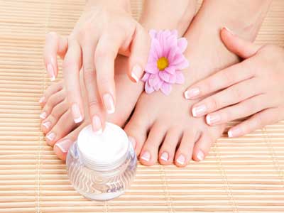 Feet Whitening Pedicure At Home