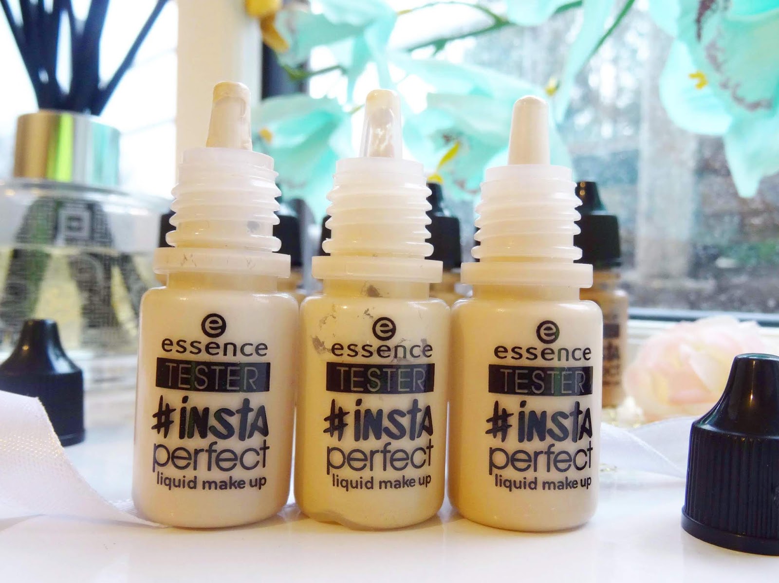 essence liquid makeup