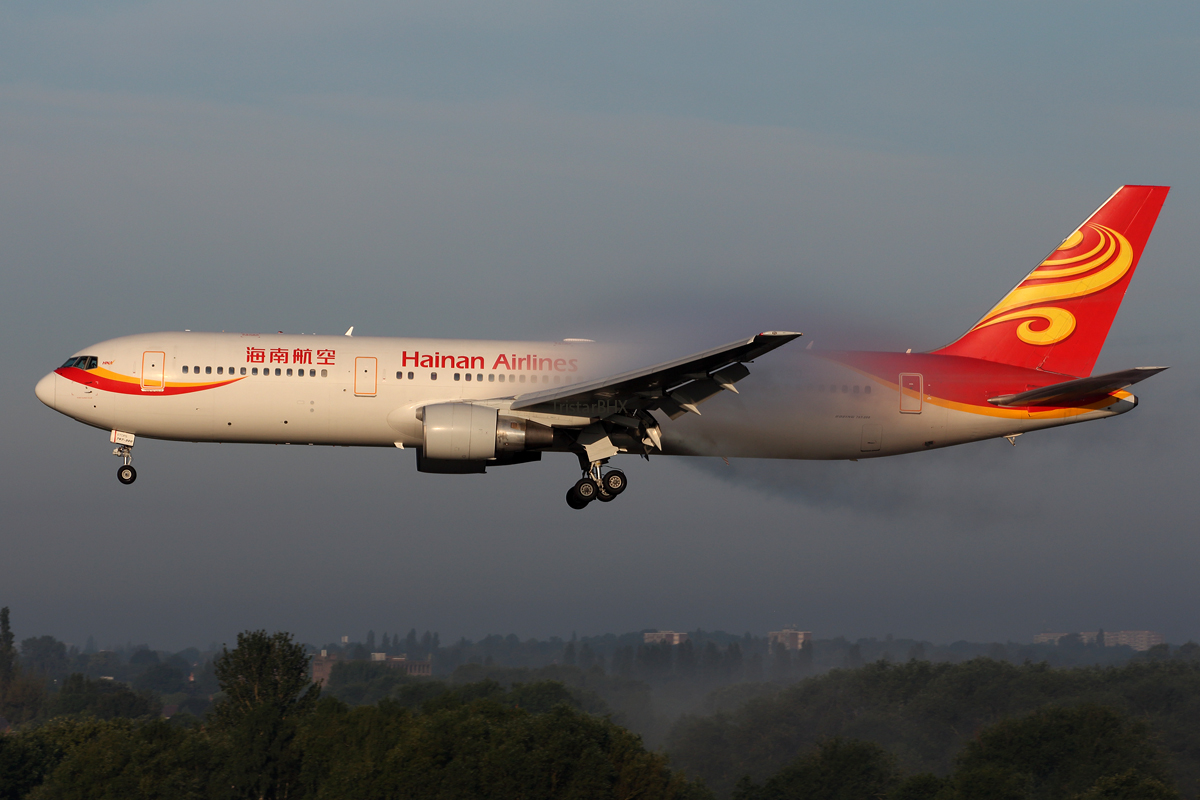 Boeing 763 Hainan Airways