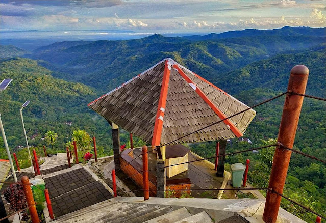 Puncak Widosari Kulon Progo, Wisata Bongkahan Batu Raksasa Puncak Widosari Kulon Progo, Wisata Bongkahan Batu Raksasa