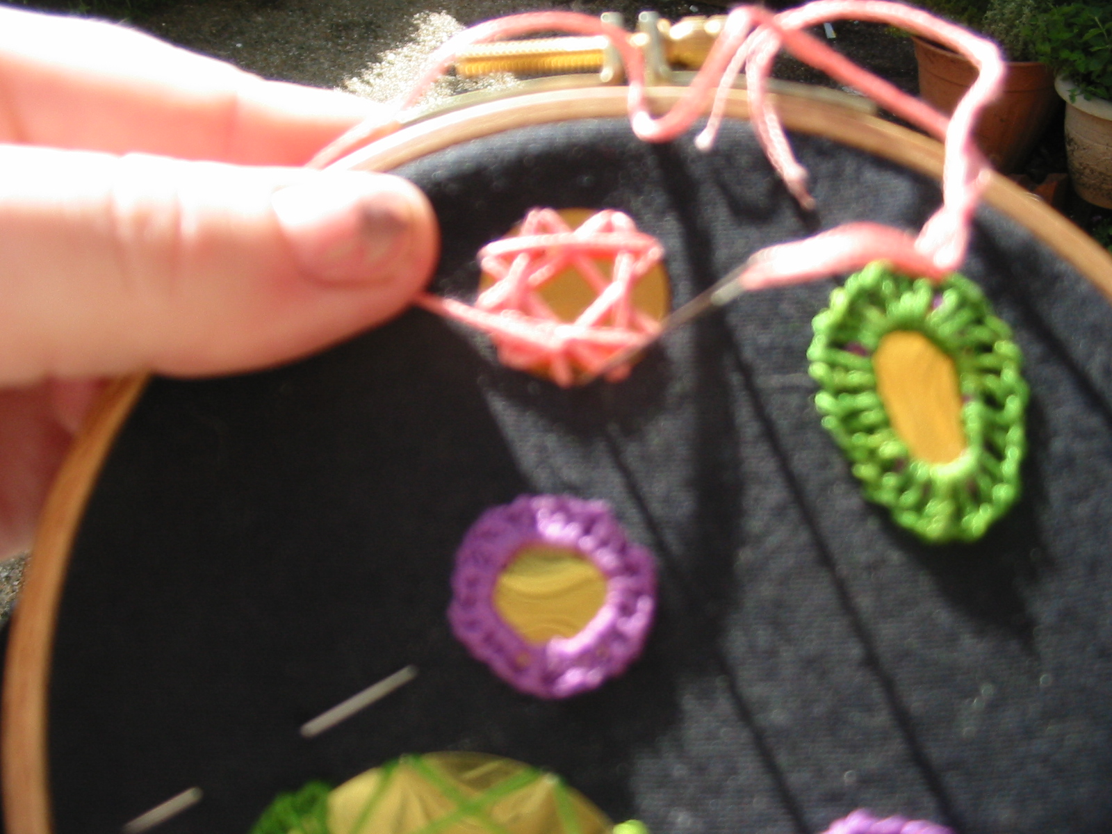 Bunny's Novel Cleansers: Tuesday Tutorials; Shisha Embroidery Stitches