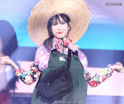 26살때~ 지애 너무 귀엽째!