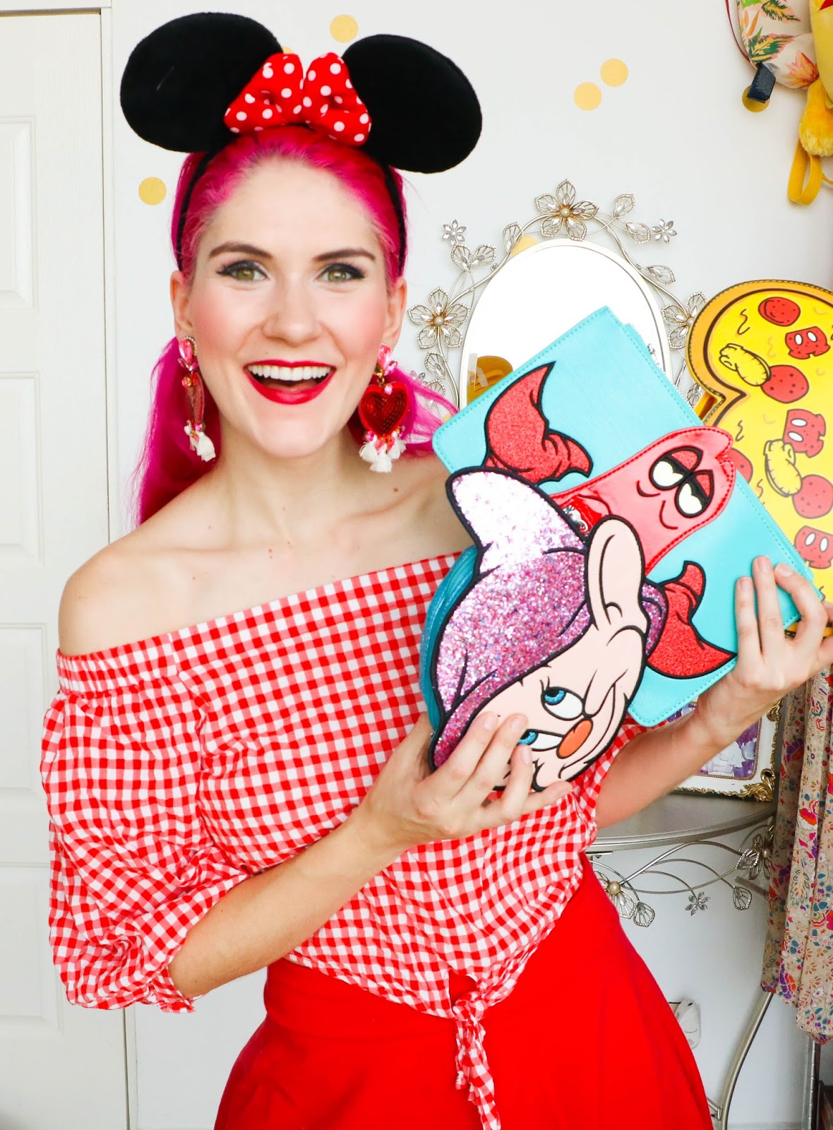 Check out this shopping haul of a BUNCH of Disney items, including Danielle Nicole handbags!