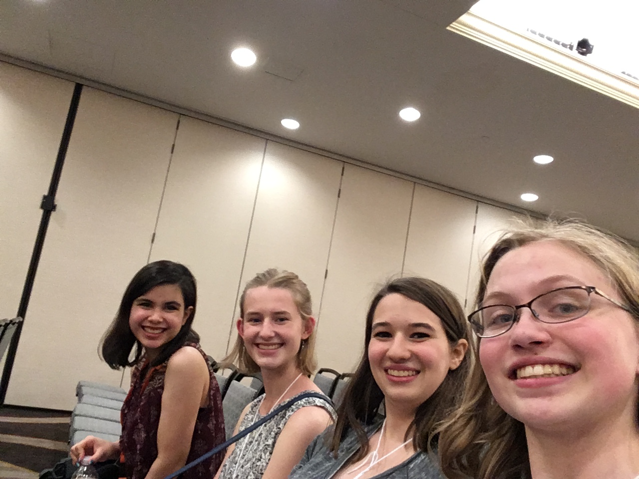 REALM MAKERS WRAPUP: In which Faith has a panic attack in the airport ...