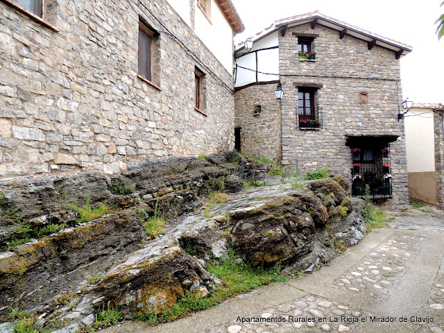 Casas de piedra en Trevijano