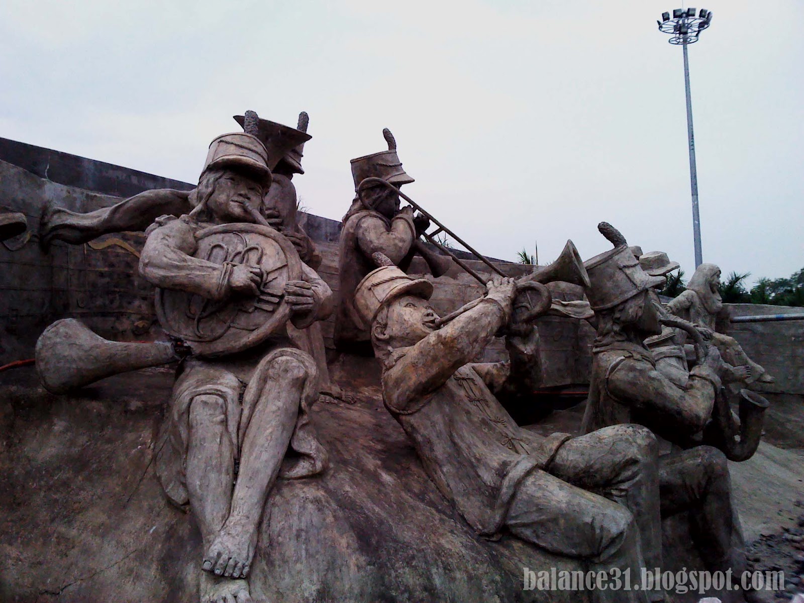 ARTWORKS OF MINDANAO'S FAMOUS ARTIST