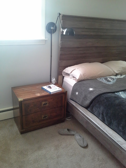 Master bedroom, Campaign nightstand wall lamp