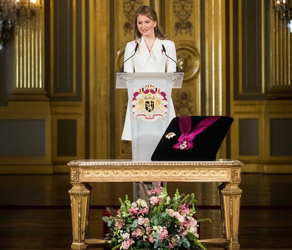 Princess Elisabeth, Duchess of Brabant is the eldest of King Philippe and Queen Mathilde. Grand Cordon of the Order of Leopold. Natan dress