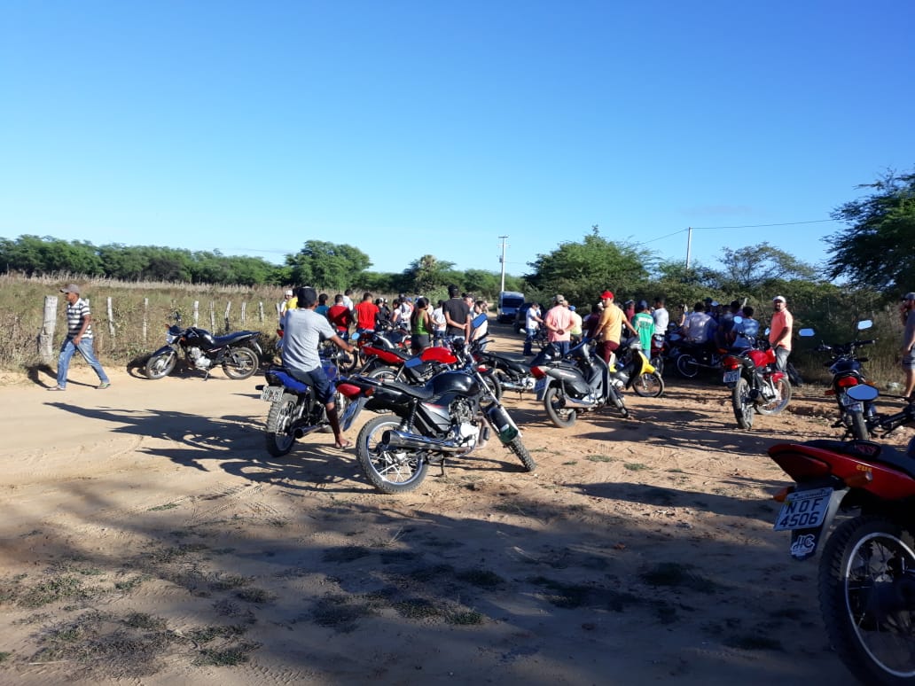 HOMEM É MORTO A TIROS ENTRE RODOLFO FERNANDES/RN E POTIRETAMA/CE - Sev News