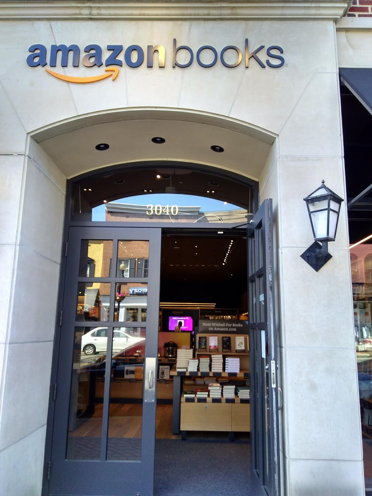 Travels with Kaye Visit to an Amazon Bookstore