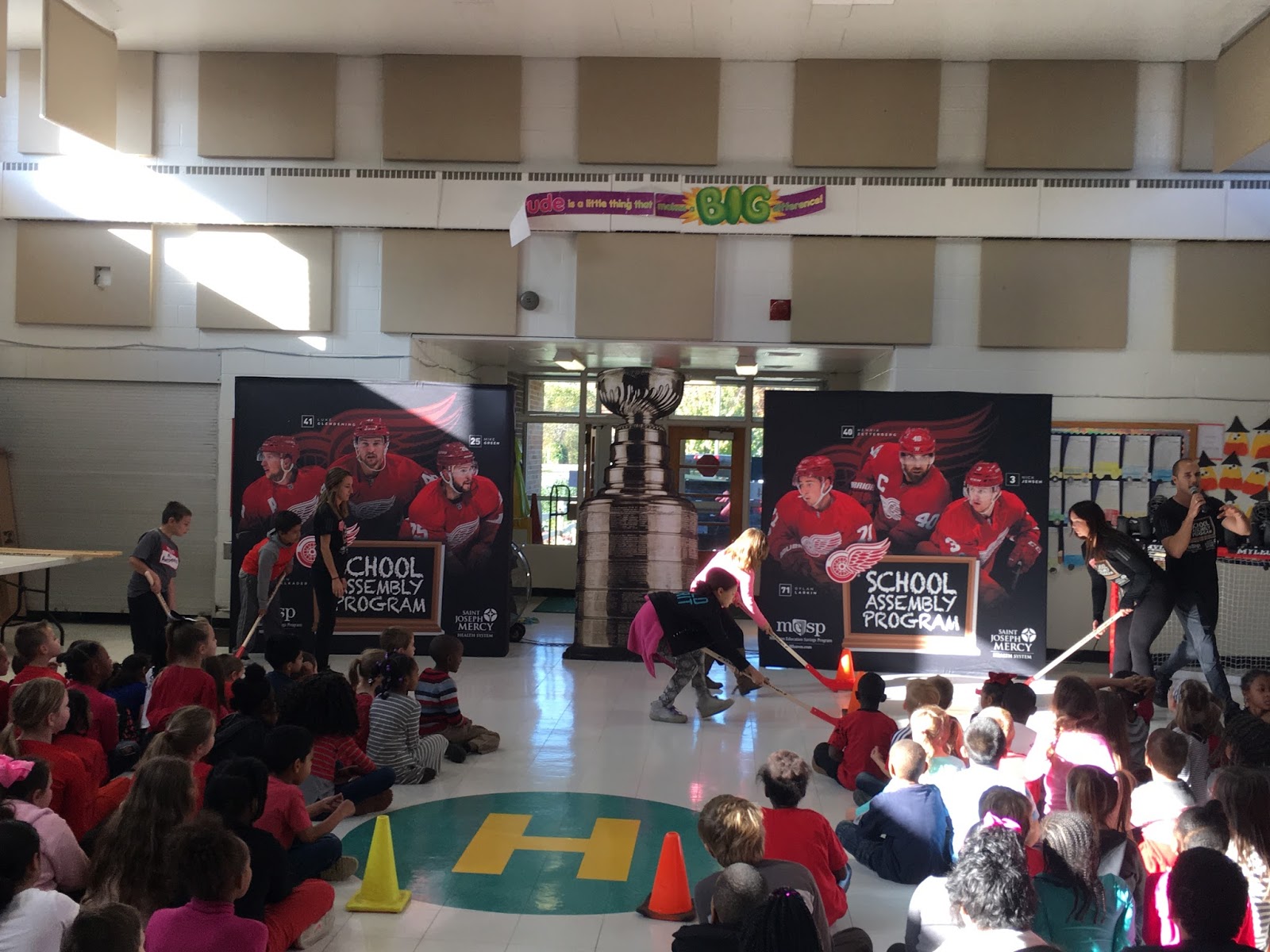 Talking Taylor Schools HOLLAND ELEMENTARY SCHOOL Red Wings