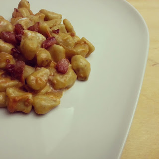 topini ai funghi porcini con sugo di pomodori ciliegini e pancetta