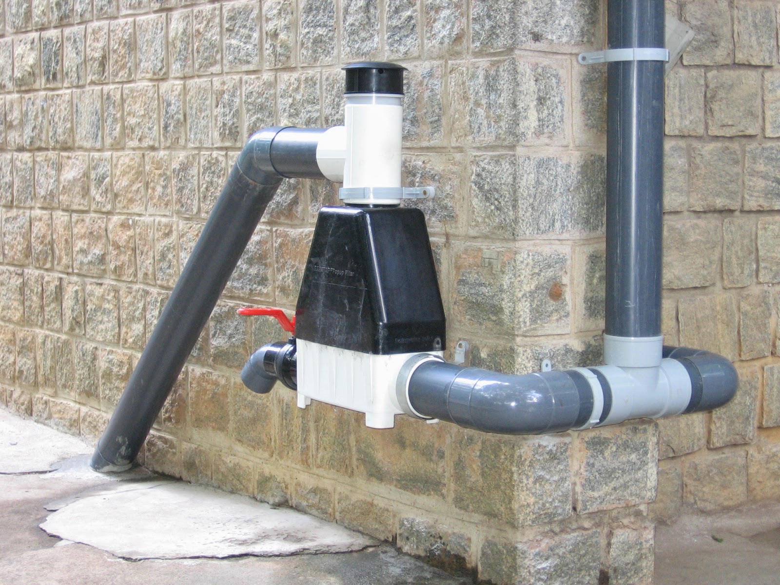 RainManSpeaks from Bangalore PopUp filter for rainwater harvesting