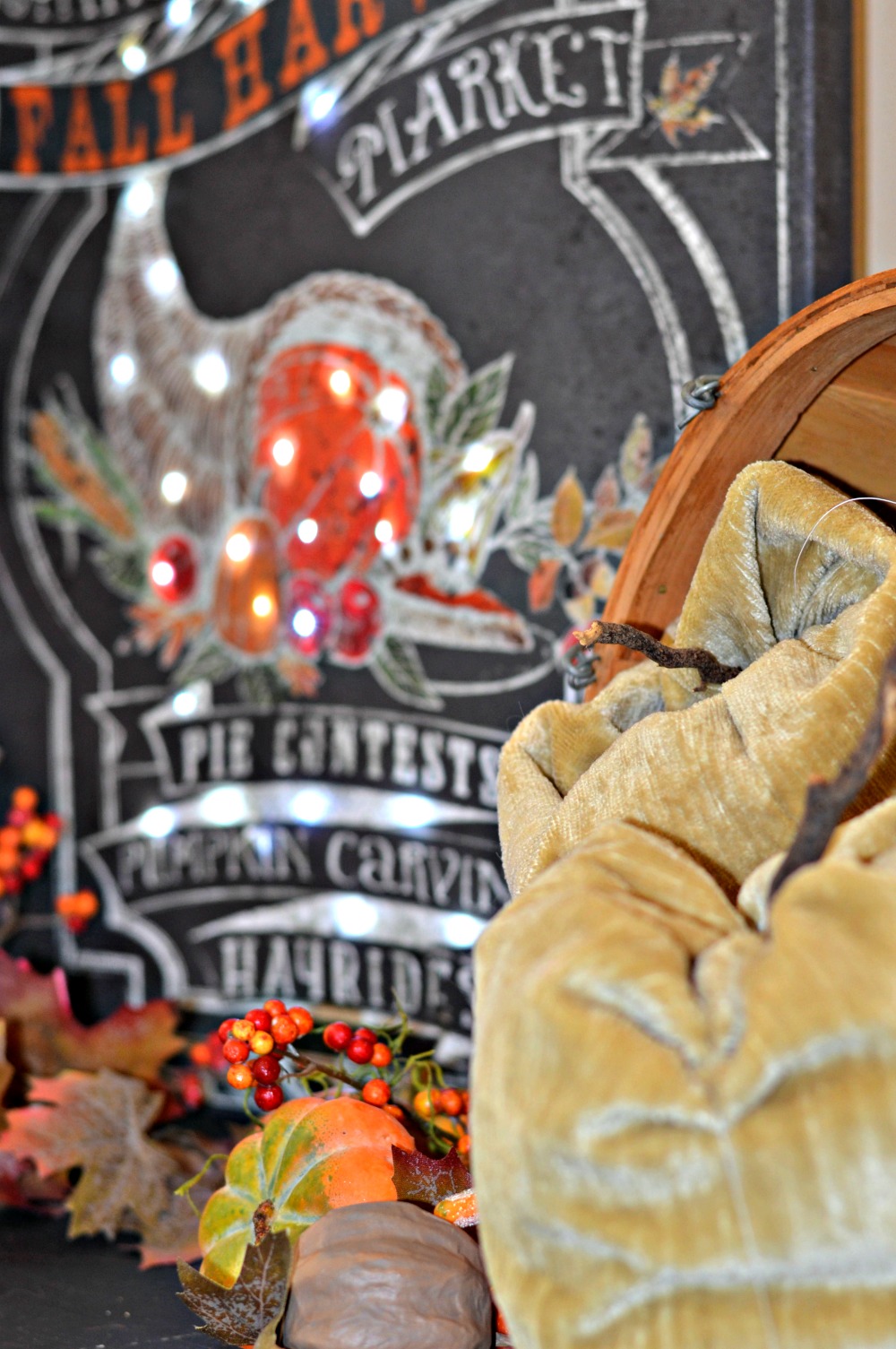 DIY Lighted Fall Canvas