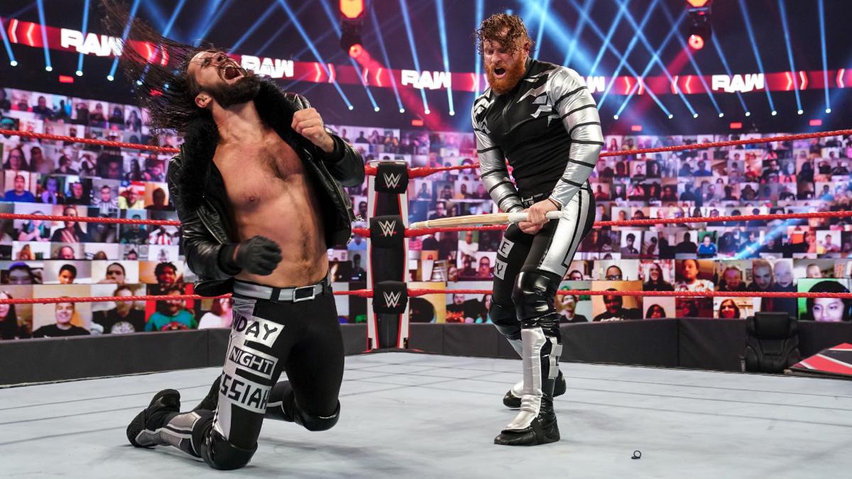 Murphy se revolta e ataca Seth Rollins durante o WWE RAW