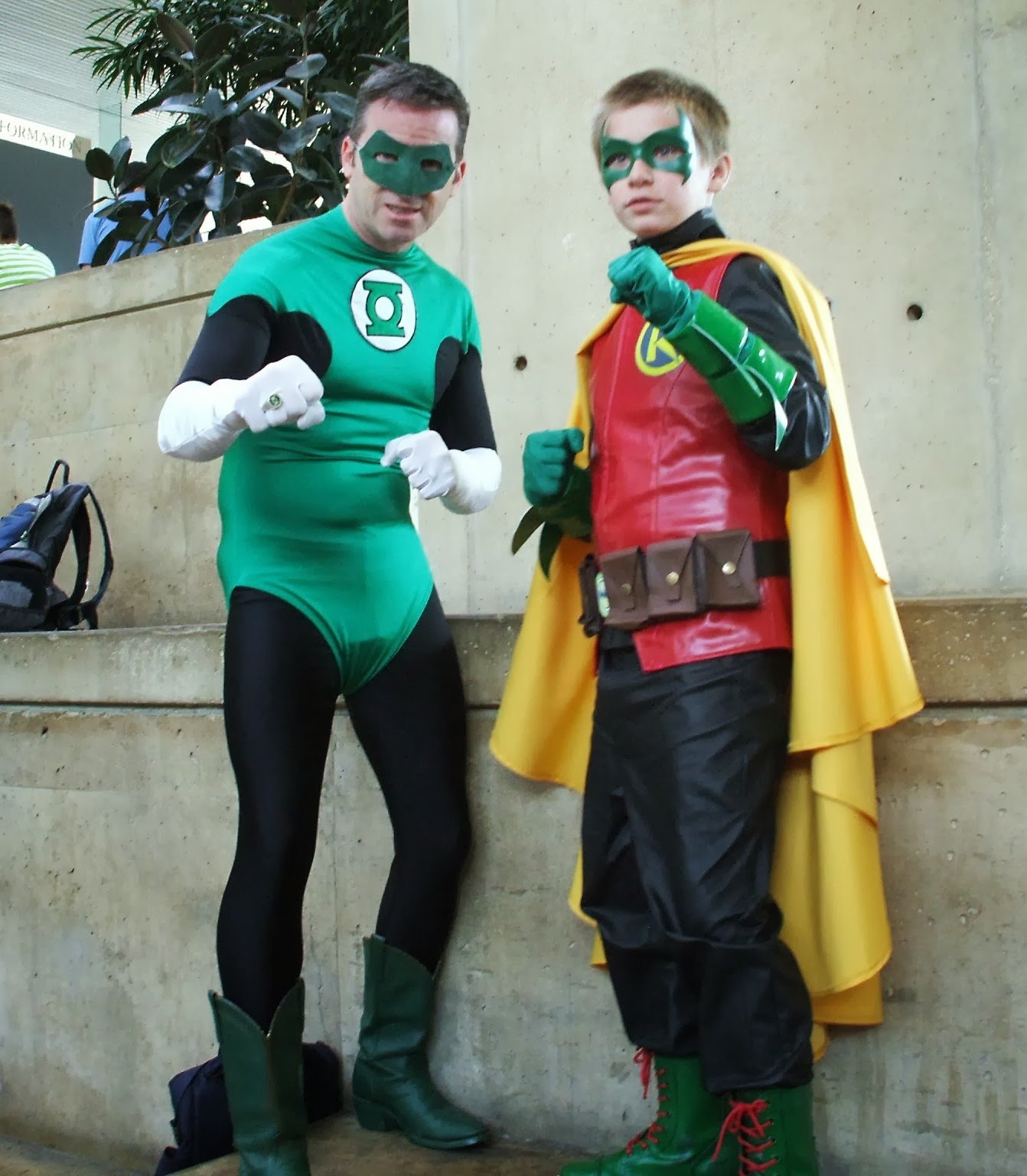 The On-Line Buzzletter: Baltimore Comic-Con #1: Green Lantern Meets Robin, Aquaman ...