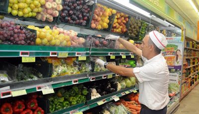 Empleados de supermercado, los más propensos a enfermar de Covid-19