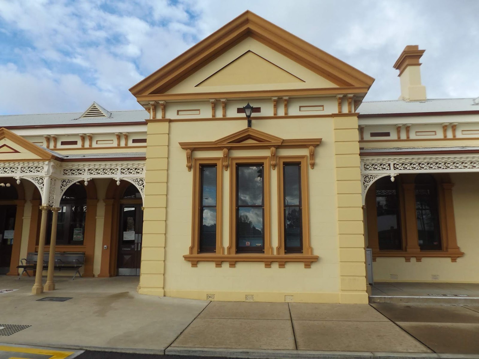 Building Wagga Wagga Wagga Station Building introduction
