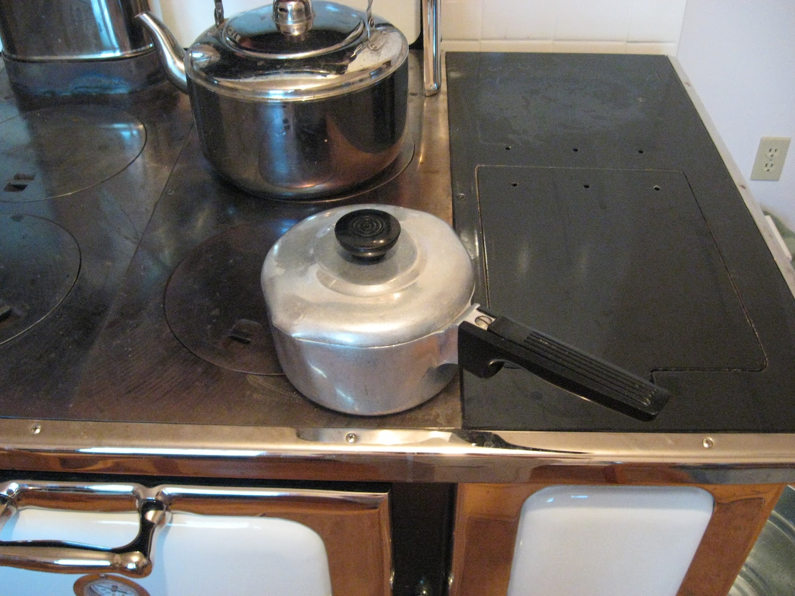 Wood Cookstove Cooking What Does "Back of the Stove" Mean?