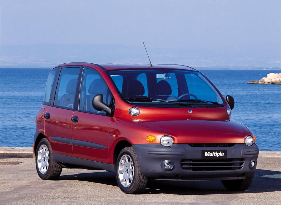 Fiat Multipla la 6 posti rivoluzionaria