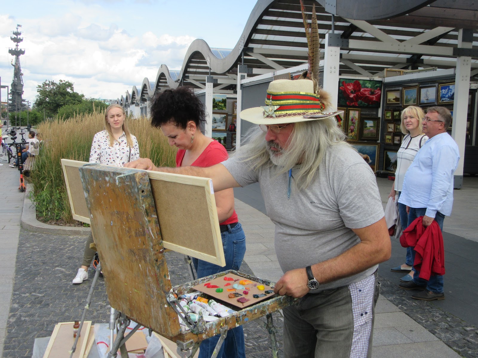 Сегодня последний день вернисажа