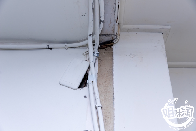 高雄 水電工 換馬桶 漏水 水管 電線 插座 開關 維修 更換 推薦 水電工