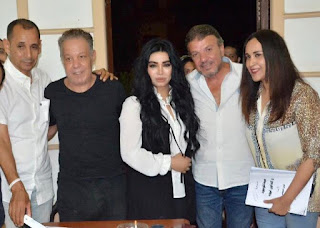 \"ع الداون لود\" مسرحية تعالج أزمة الأخلاق في الحارة الشعبية