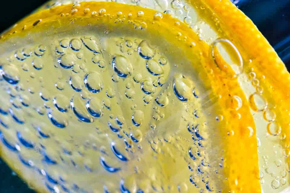 15 Benefits of Drinking Lemon Water in the Morning 15 Benefits of Drinking Lemon Water in the Morning