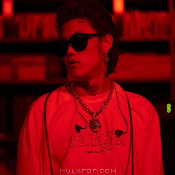 MIC SWG – MIC SWG: BOOTH (with ZENE THE ZILLA) – Single