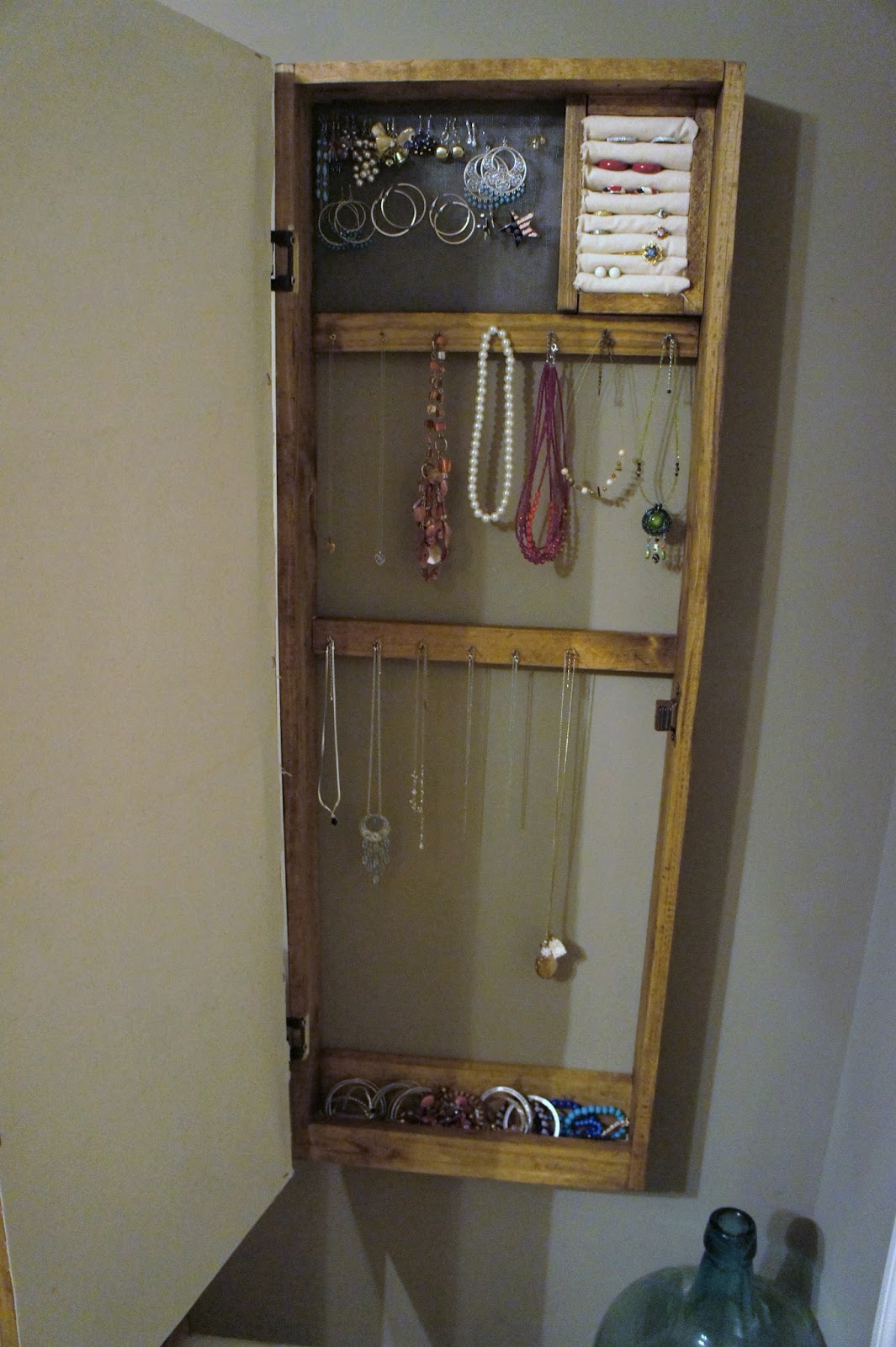 The Alabama Wife: Mirror Jewelry Armoire
