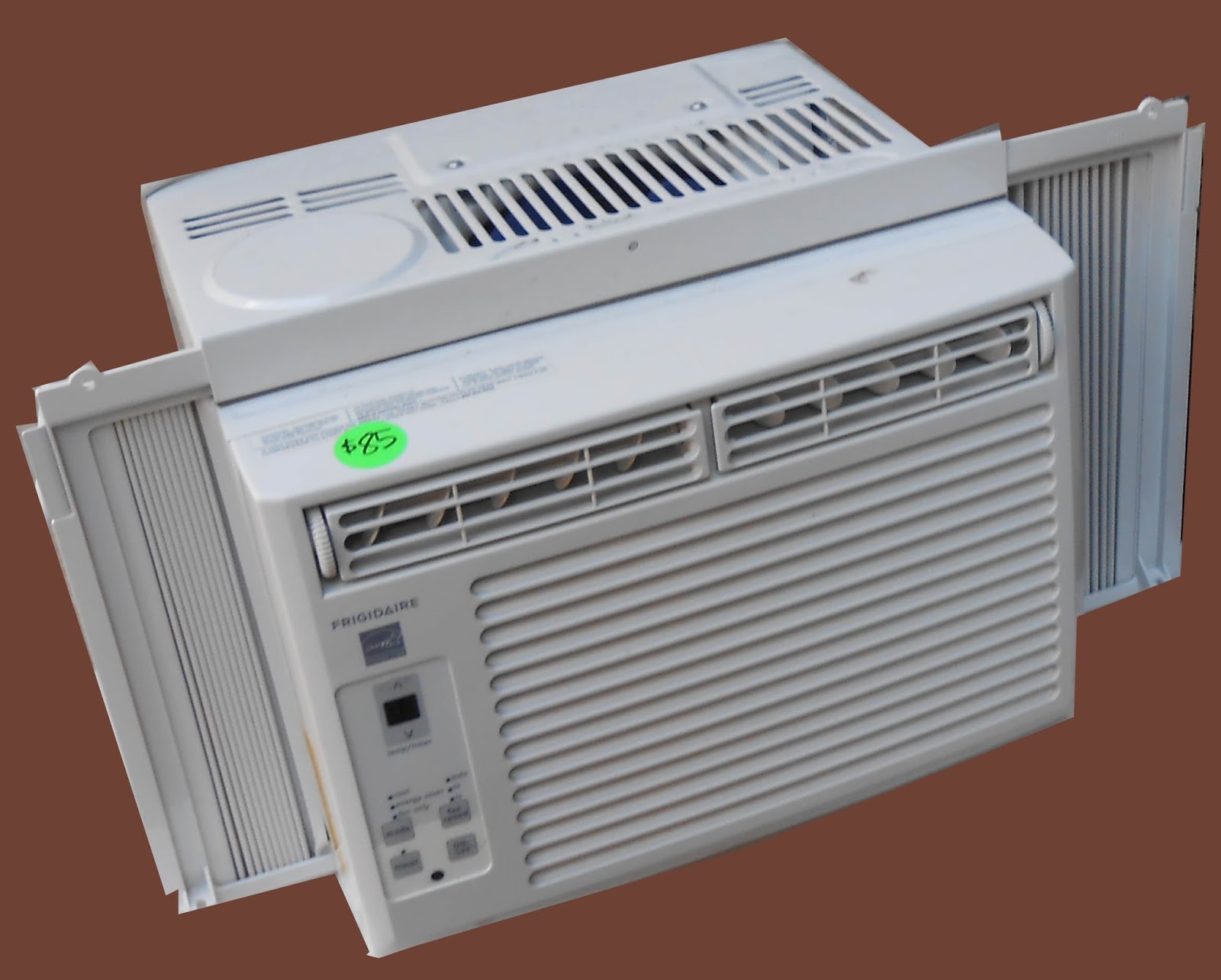 Uhuru Furniture & Collectibles: 5,000 BTU Air Conditioner-SOLD