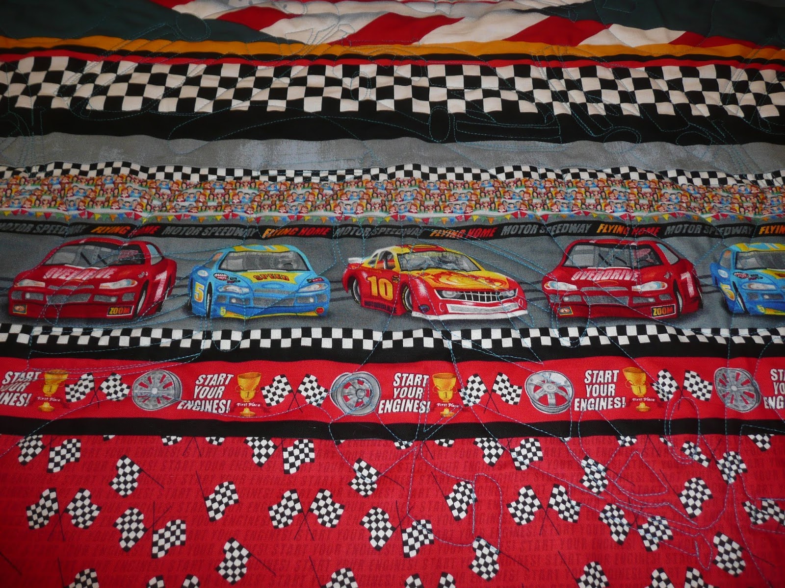 Acorn Ridge Quilting: Karyl's Race Track Quilt