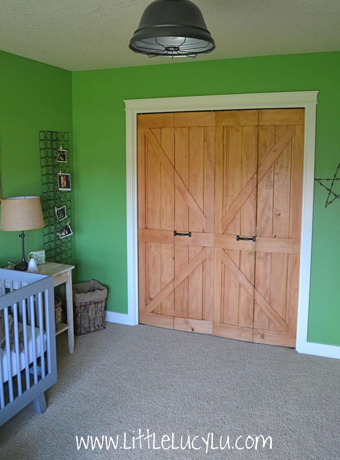 Someday Crafts BiFold Doors into Barn Doors