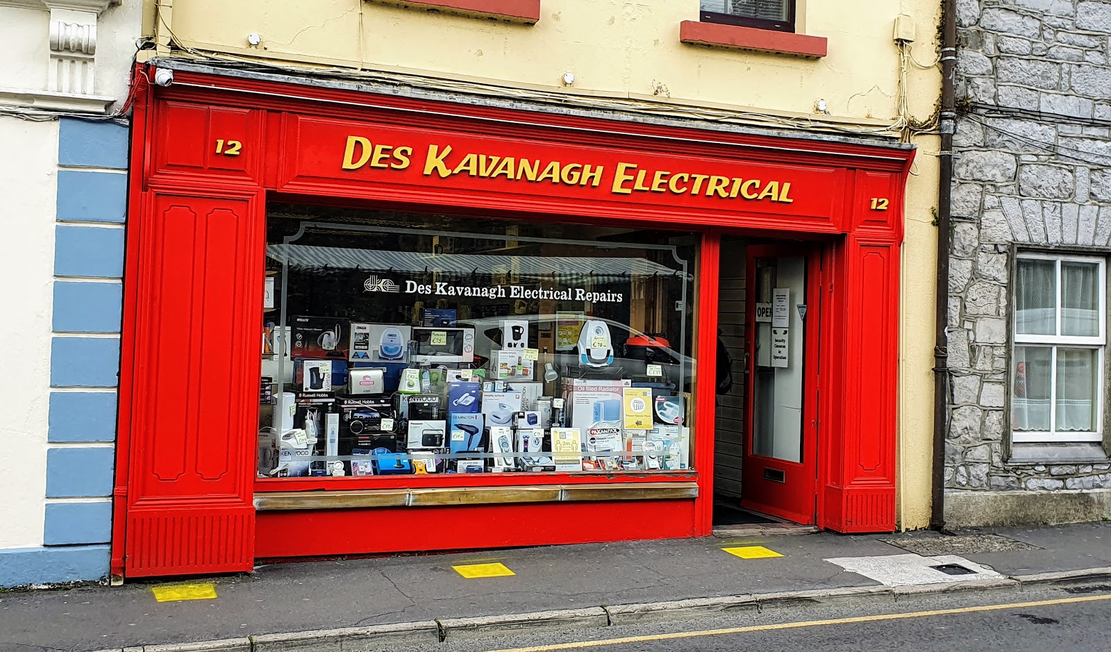 Phones / gadgets and electrical appliances Open in Galway