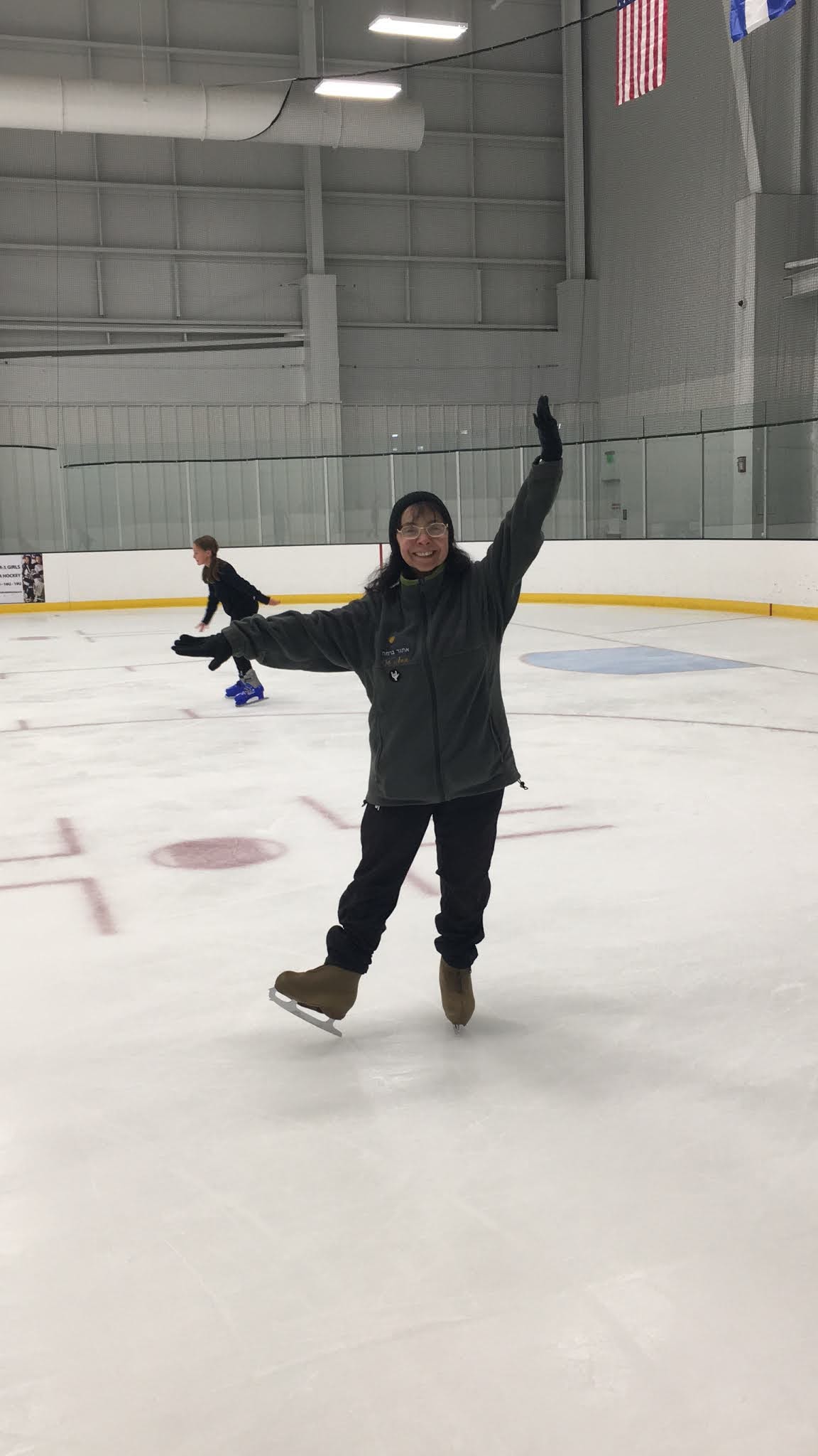 The Ice Skating Blades Continue to Turn Back on ice after broken ankle