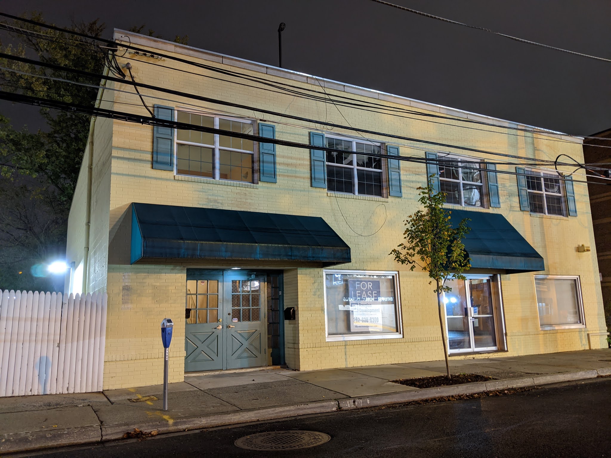 Robert Dyer Bethesda Row Douglas Development continues slow and