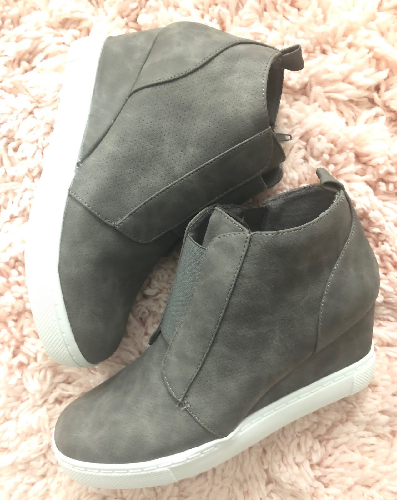 report slip on sneakers