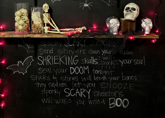 Halloween shelf decor - chalkboard wall