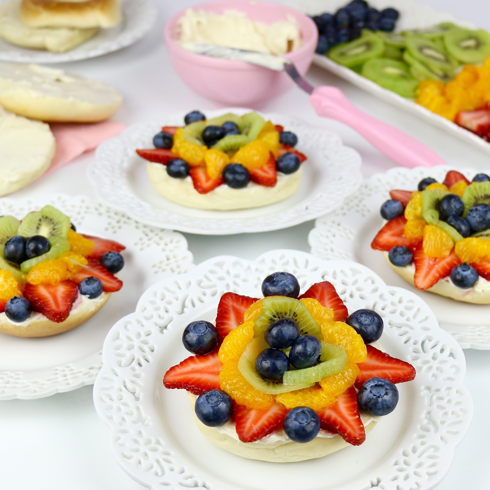 Easy Fruit Pizza Bagels The Lindsay Ann