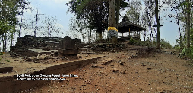 Bukit Pertapaan Gunung Pegat