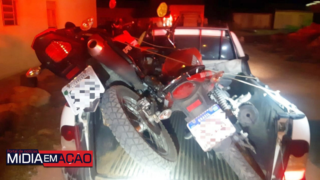 Caminhonete com motos roubadas em Caruaru é recuperada em Sertânia