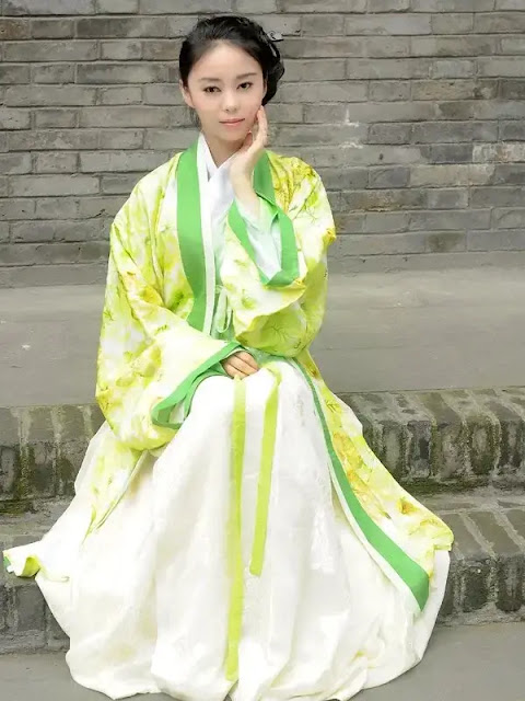 A Hanfu is a robe showing in the above picture, worn as a winter garment in China. #UnrefinedBloom