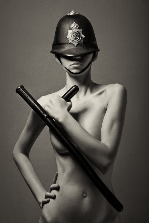 As sensuais fotografias com nudez artística de Daniel Ilinca Daniel Ilinca deviantart fotografia mulheres modelos fashion nudez artística sensual corpo peitos buceta