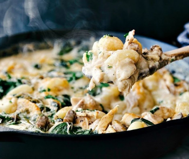 One Pan Chicken And Spinach Gnocchi
