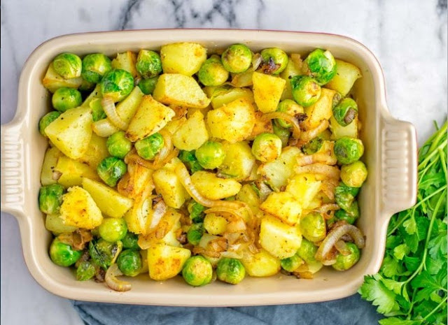 Garlic Brussels Sprouts Potatoes #vegan #sidedish