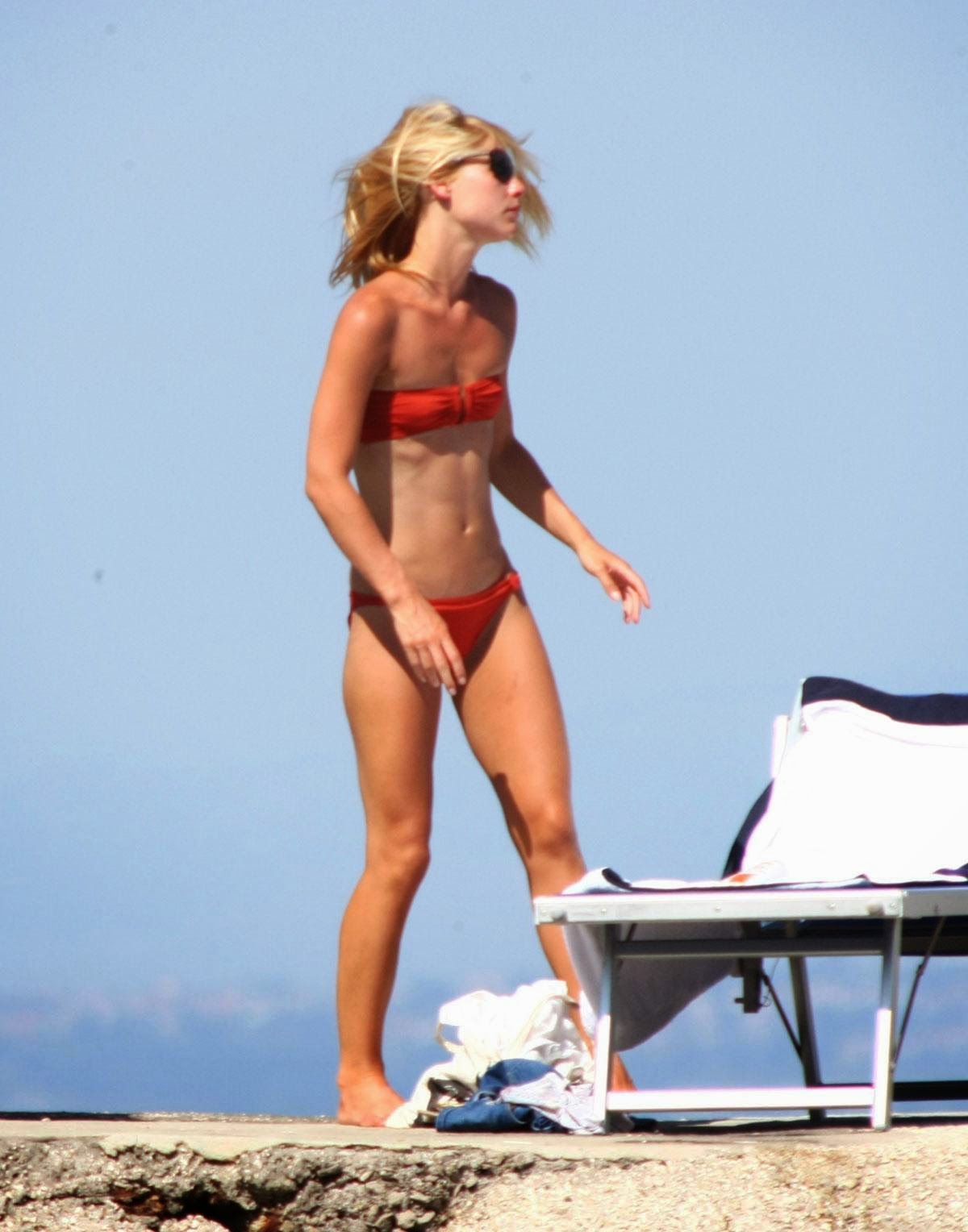 Claire Danes In Bikini 42